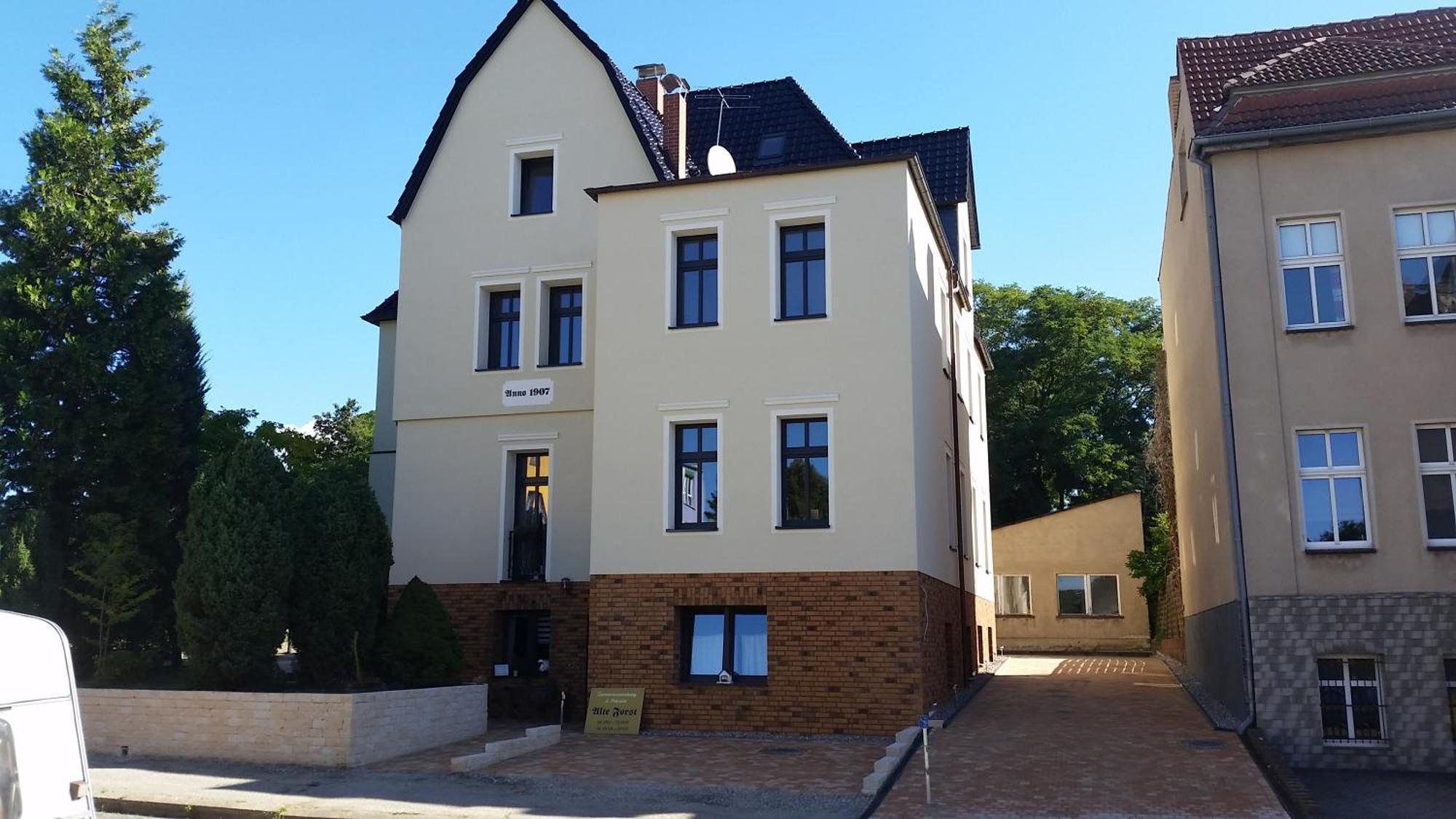 Guest House Altes Forstamt Eberswalde Exterior photo